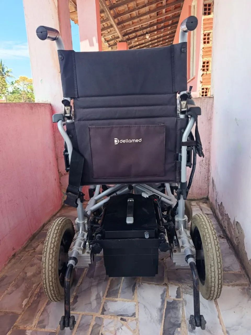 Cadeira de rodas motorizada  - Foto 2