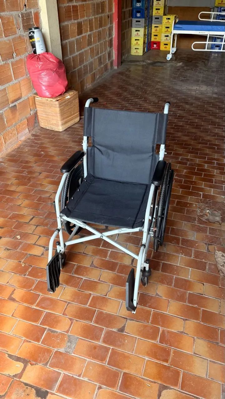 CADEIRA DE RODAS  - Foto 2
