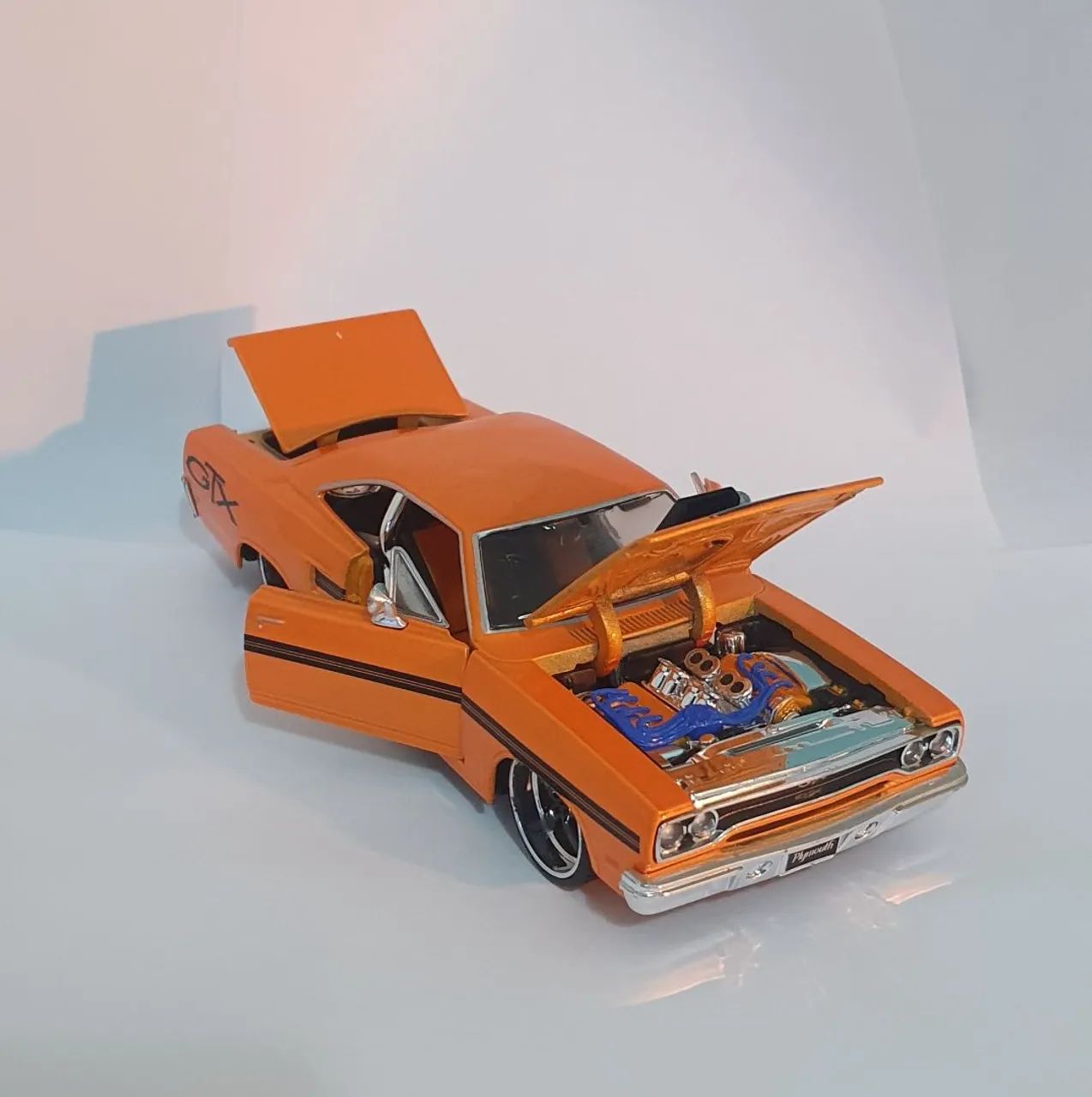 Miniatura 1:24 - Foto 2