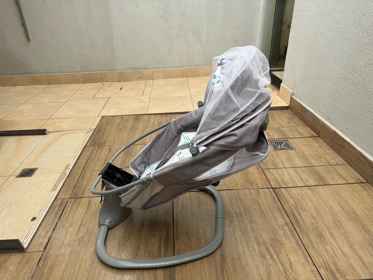Cadeirinha para bebê eletrônica  - Foto 3