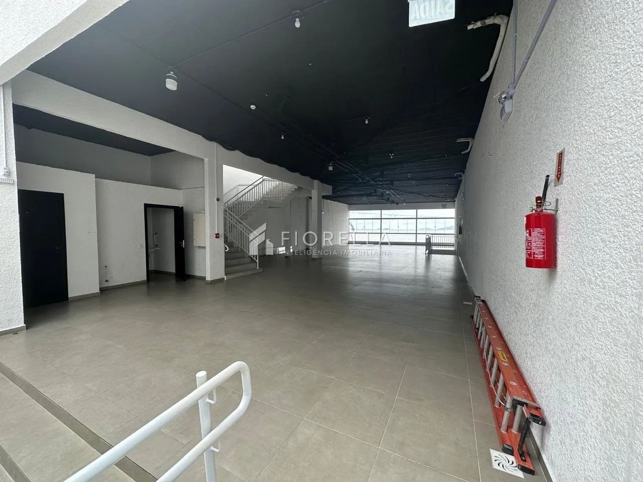Loja comercial no bairro Barreiros, São José. - Foto 2