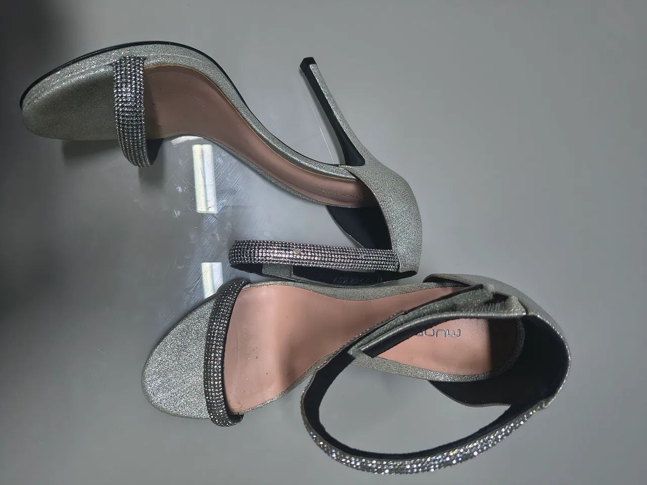 3 pares de Sapatos 
