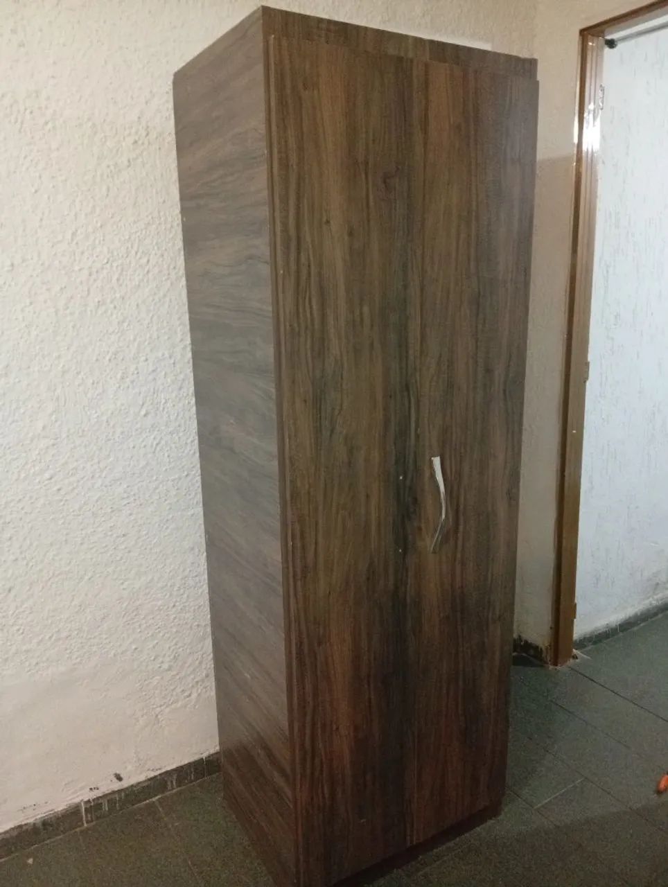 Guarda roupa de solteiro 