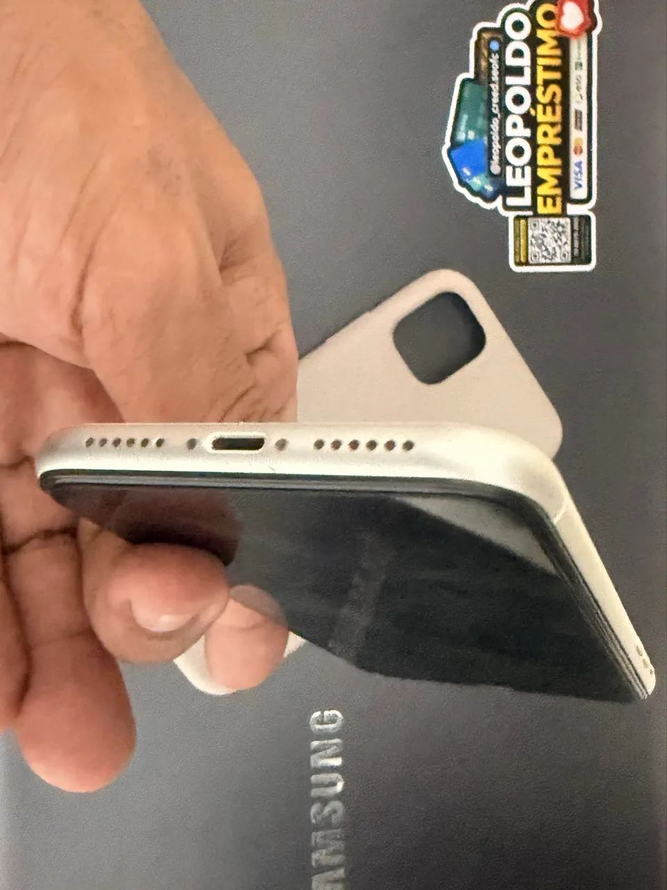 iPhone 11Branco  - 128gb - Foto 3