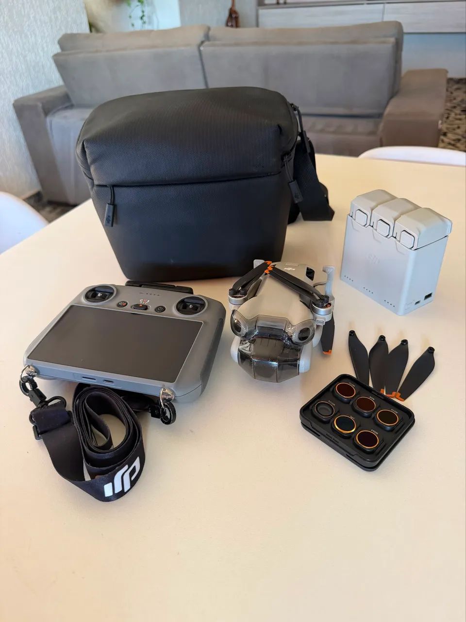 Drone DJI mini 4 pro Combo completo 