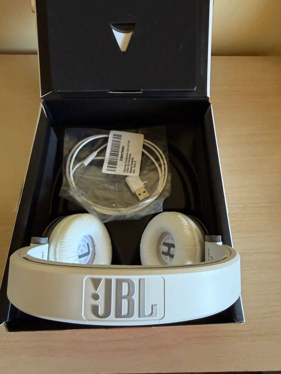 Fone de Ouvido Bluetooth JBL Synchros E40BT Branco - Ótimo Estado / Som Premium - Foto 2