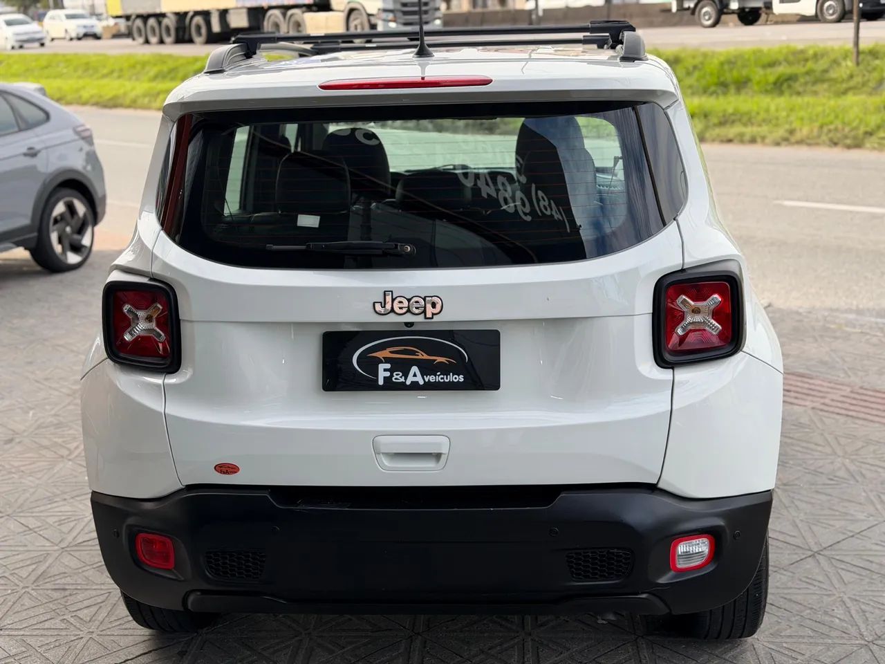 Jeep Renegade 1.8 4X2 Flex 16V Aut. 2019 - Foto 3