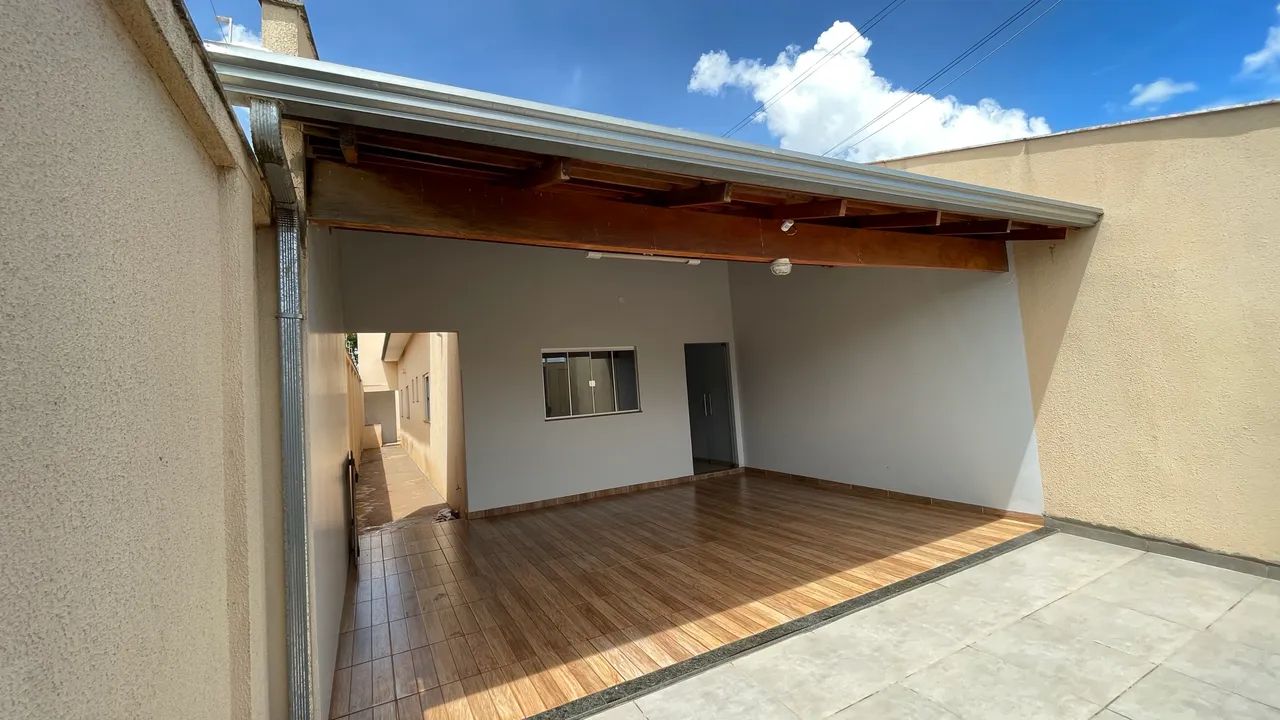CASA À VENDA - RIO VERDE/GO