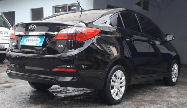 Hyundai HB20S 1.6 Comf Ano: 2017 - Foto 6