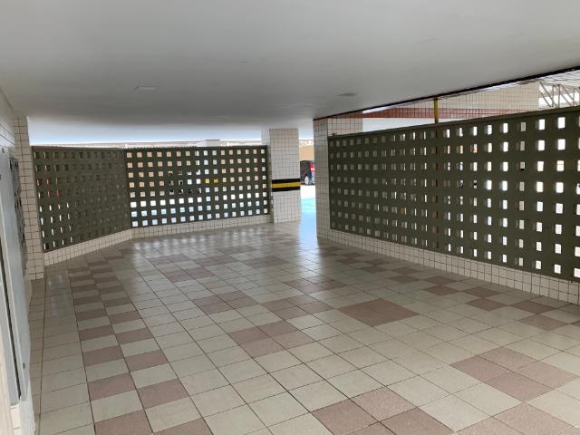 Apartamento no Cocó com 3 quartos + dependência de empregada - Foto 17