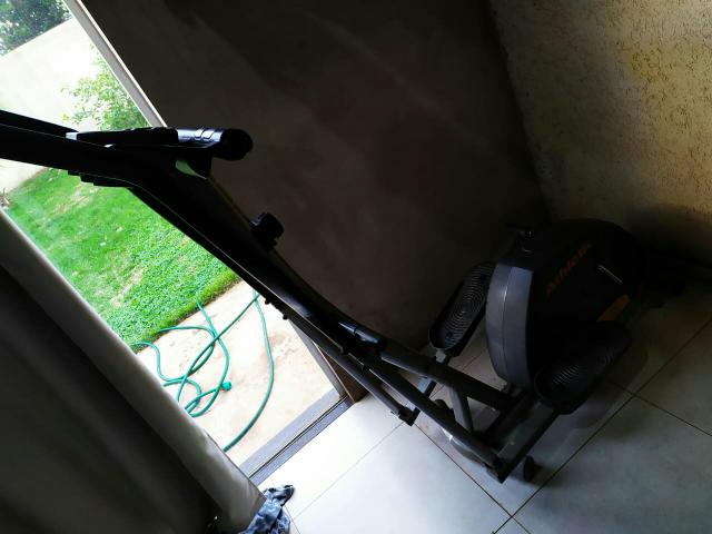 Aparelho eliptico athletic advanced 330e