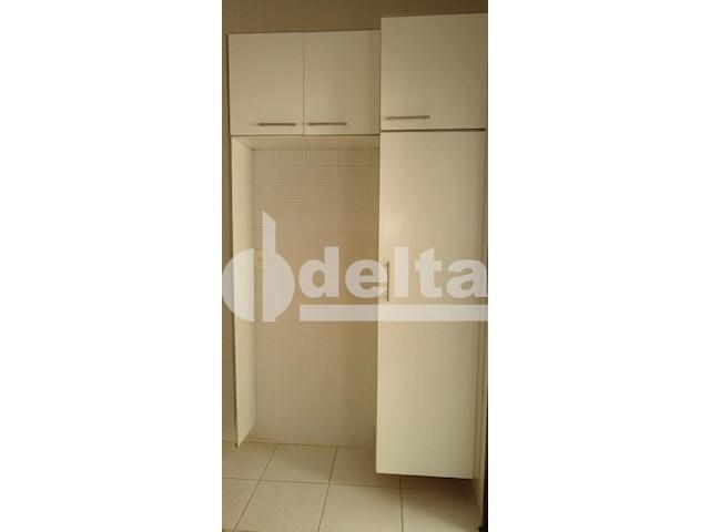 Apartamento para alugar com 3 dormitórios em Saraiva, Uberlândia cod:605513 - Foto 12