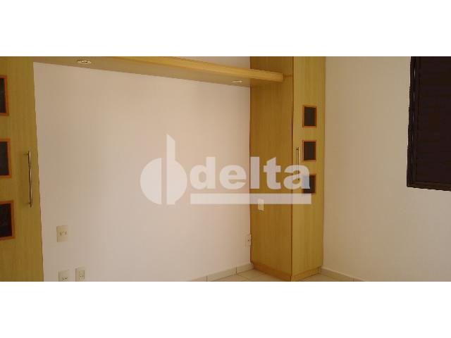 Apartamento para alugar com 3 dormitórios em Saraiva, Uberlândia cod:605513 - Foto 5