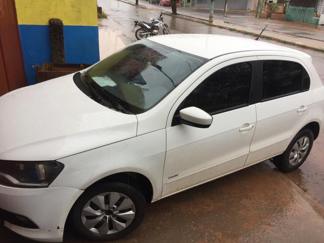 Vende-se um gol 1.6 completo número pra mais informações wats 991735571