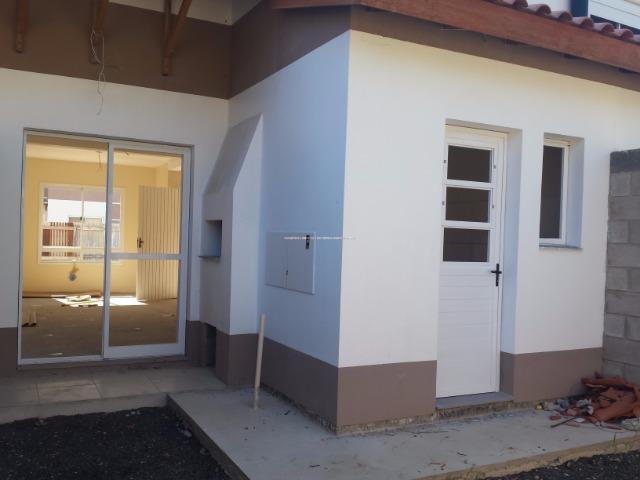 Casa de Condomínio em Nova Santa Rita, com pátio e 2 vagas para carro - Foto 4