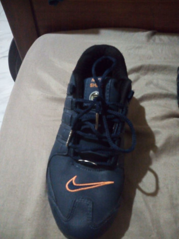 NIKE SHOX NZ 4 MOLAS - AZUL MARINHO/LARANJA<br> - Foto 3