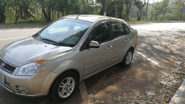 Fiesta 1.6 class - Foto 6