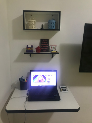 Nichos, prateleira e mesa de estudo - Foto 2