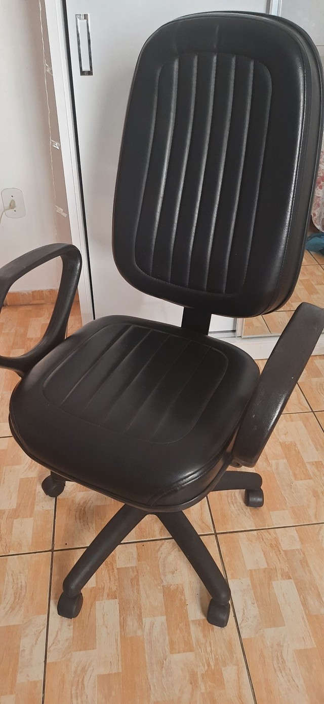 Cadeira executiva  - Foto 2