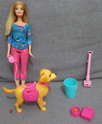 Barbie Corrida de Cachorrinhos Na Piscina, Brinquedo Barbie Usado 74580502