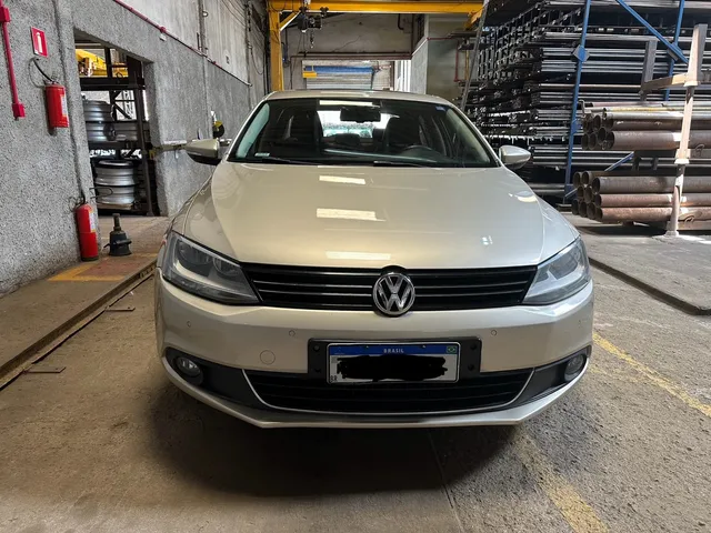 Volkswagen Jetta 2014 por R$ 72.900, Curitiba, PR - ID: 6122928