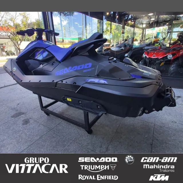 Jet Ski Seadoo Spark Trixx 2Up 2022 - Foto 7