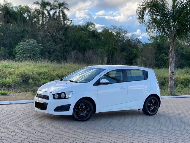 CHEVROLET SONIC 2014 Usados e Novos em Porto Alegre e região, RS