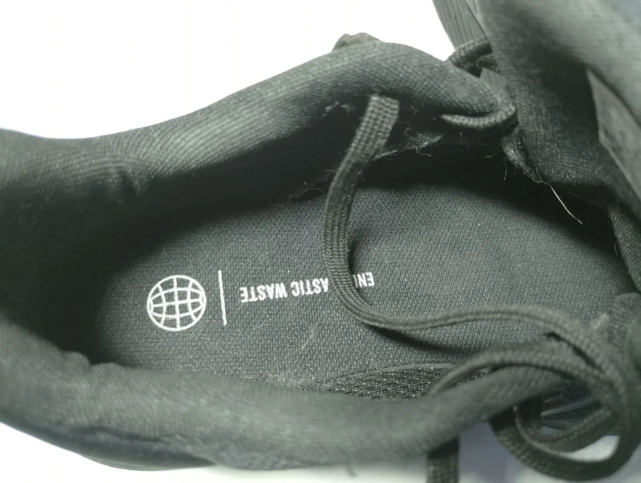 Tênis Adidas Preto duramo - Foto 3