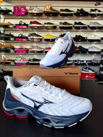 Mizuno Wave Stratos original 10X de $89.99 no cartão de crédito sem juros