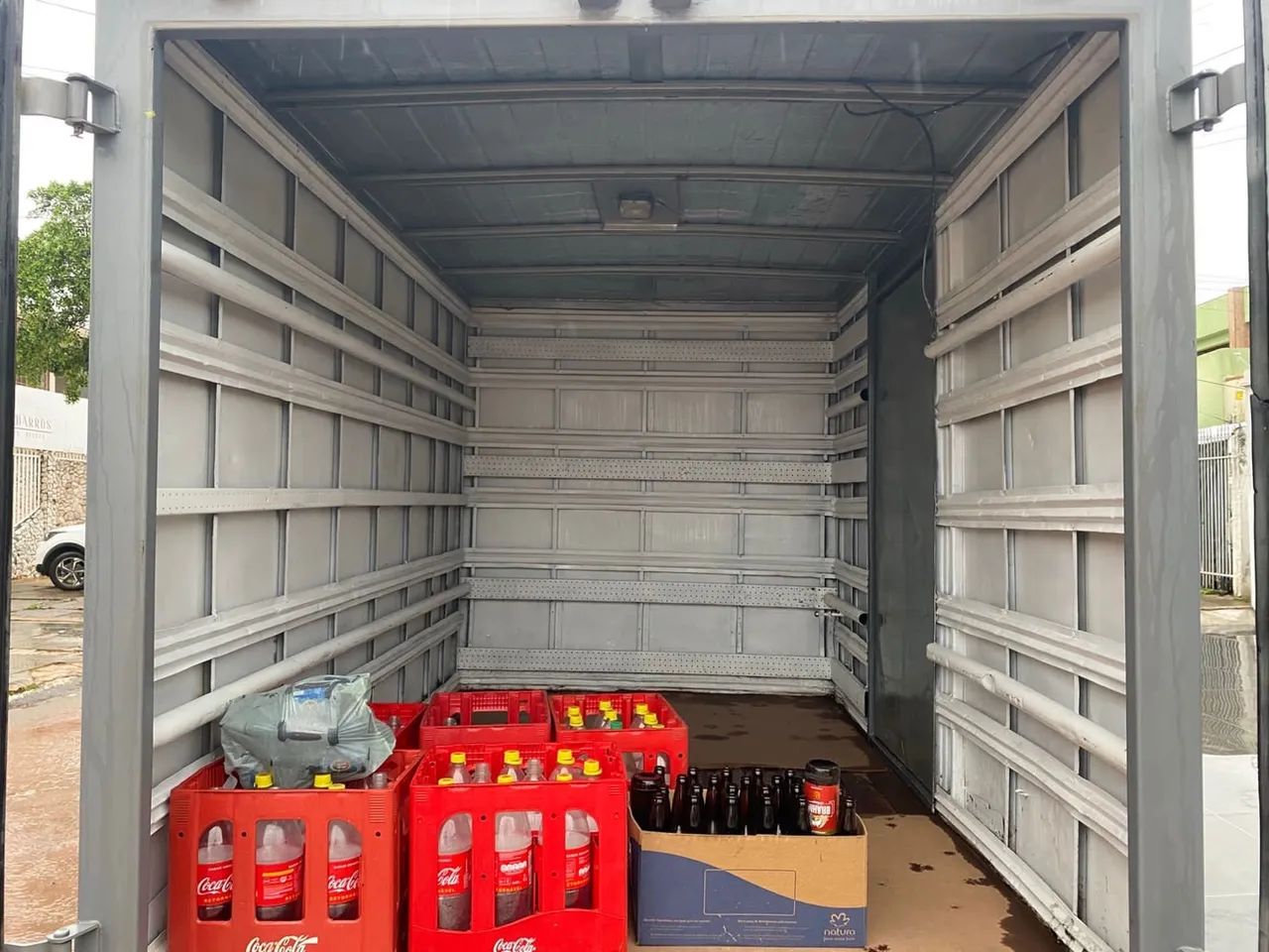 Caminhão Baú Kia Bongo - Ótimo estado! - Foto 6