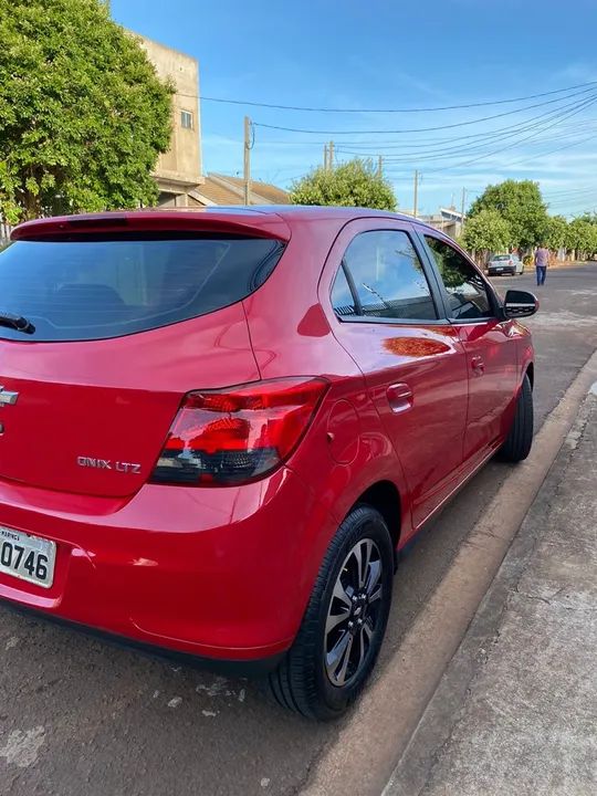 Vendo ônix LTZ 1.4 2012/2013 - Foto 5