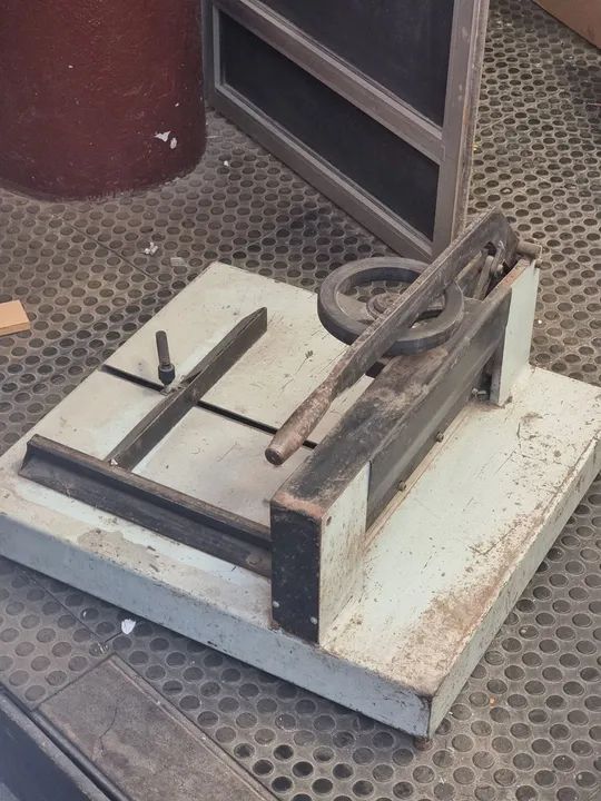 Guilhotina antiga profissional - Foto 3