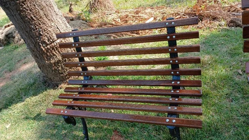 lindo banco para jardim áreas novo - Foto 5