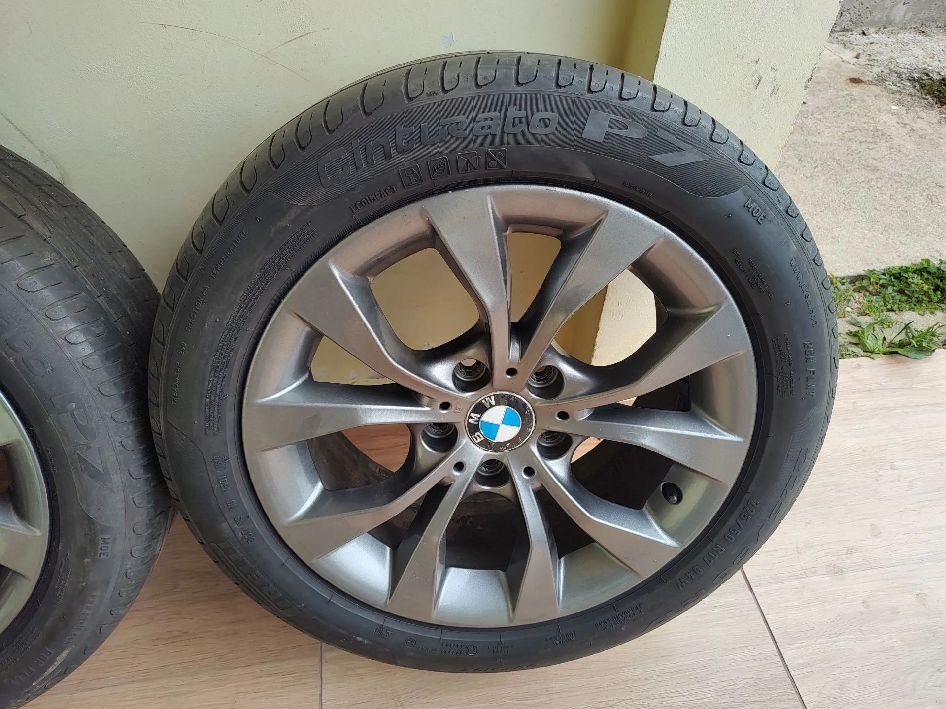 Jogo de roda com pneu BMW X1 2013  - Foto 4