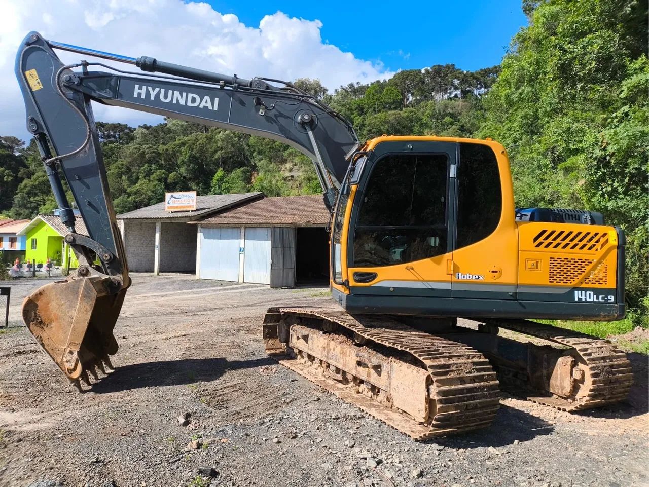 Escavadeira Hyundai 140  - Foto 3