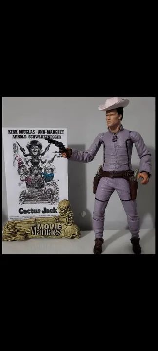 Bonecos filmes Arnold Schwarzenegger ação clássicos neca - Foto 2