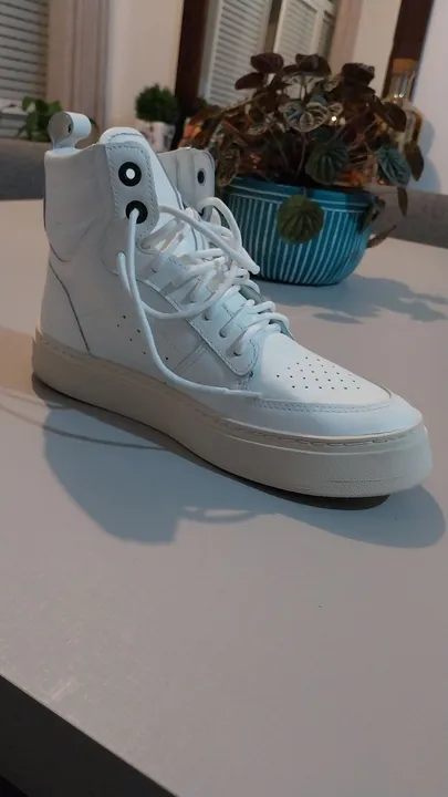Tenis botinha Aramis branco