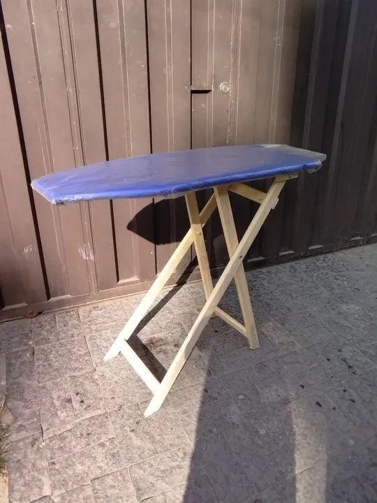Tábua de passar roupas de madeira @dicasabh 