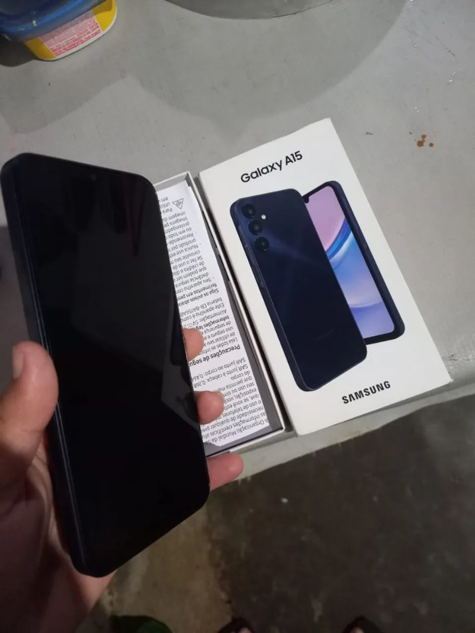 vendo esse a15 com acessórios