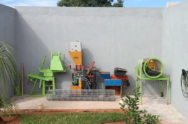 Vendo fabriqueta completa para ecotijolos