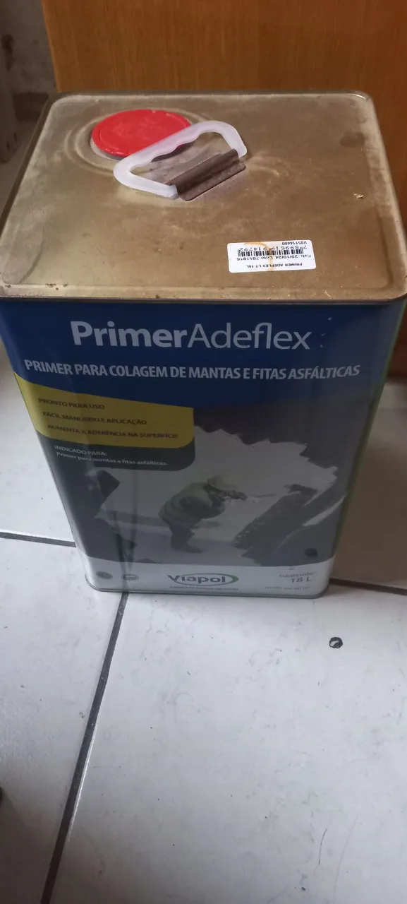 Primer para colagem de mantas e fitas asfálticas