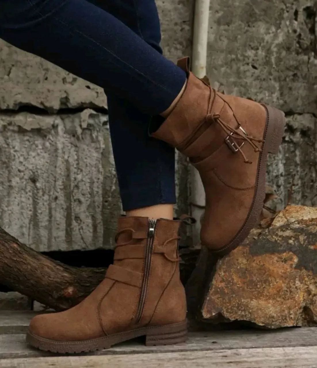 Bota caramelo Shein - Foto 4