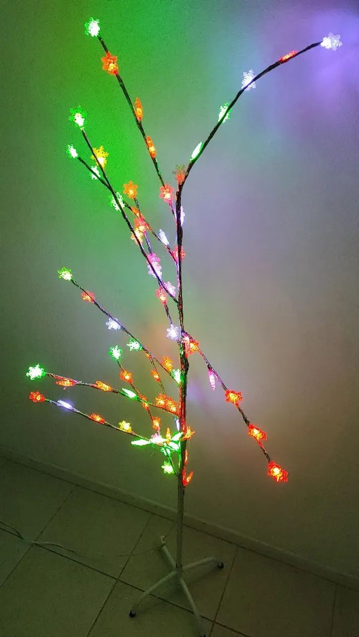 Árvore de Luz LED Colorida linda  - Foto 3