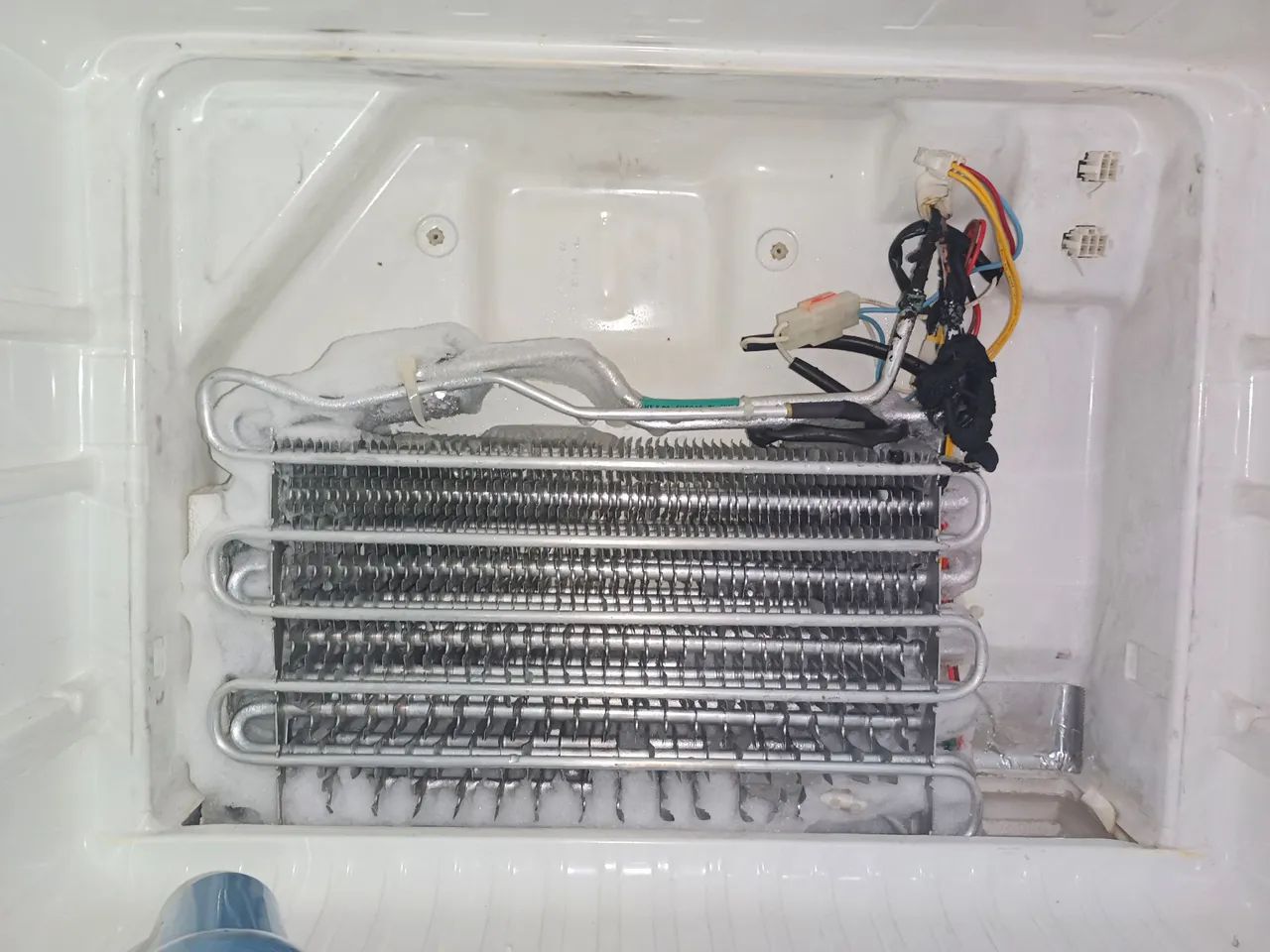 Técnico geladeira Manutenção e Reparo Profissional de Geladeiras - 