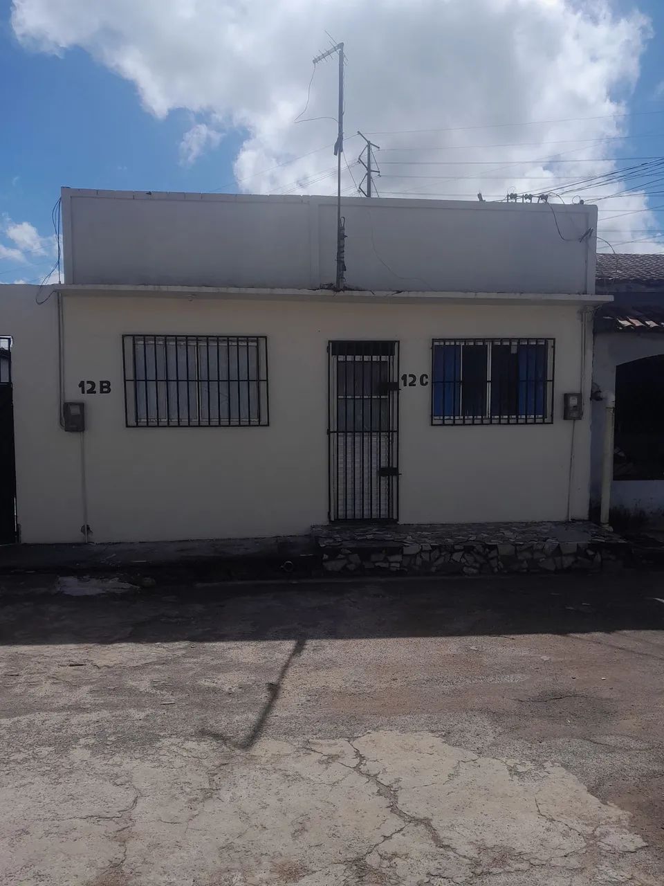 Aluguel de casa (Distrito Industrial) - Foto 2
