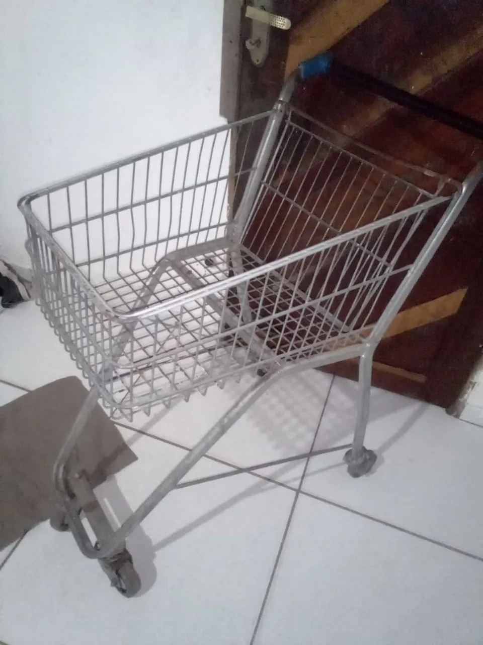 Carrinho de compras supermercado 
