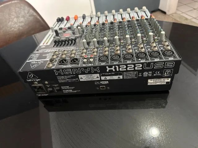 Mesa de Som Behringer - Foto 4