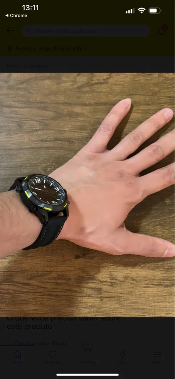 Relógio Technos esportivo preto com detalhes em amarelo