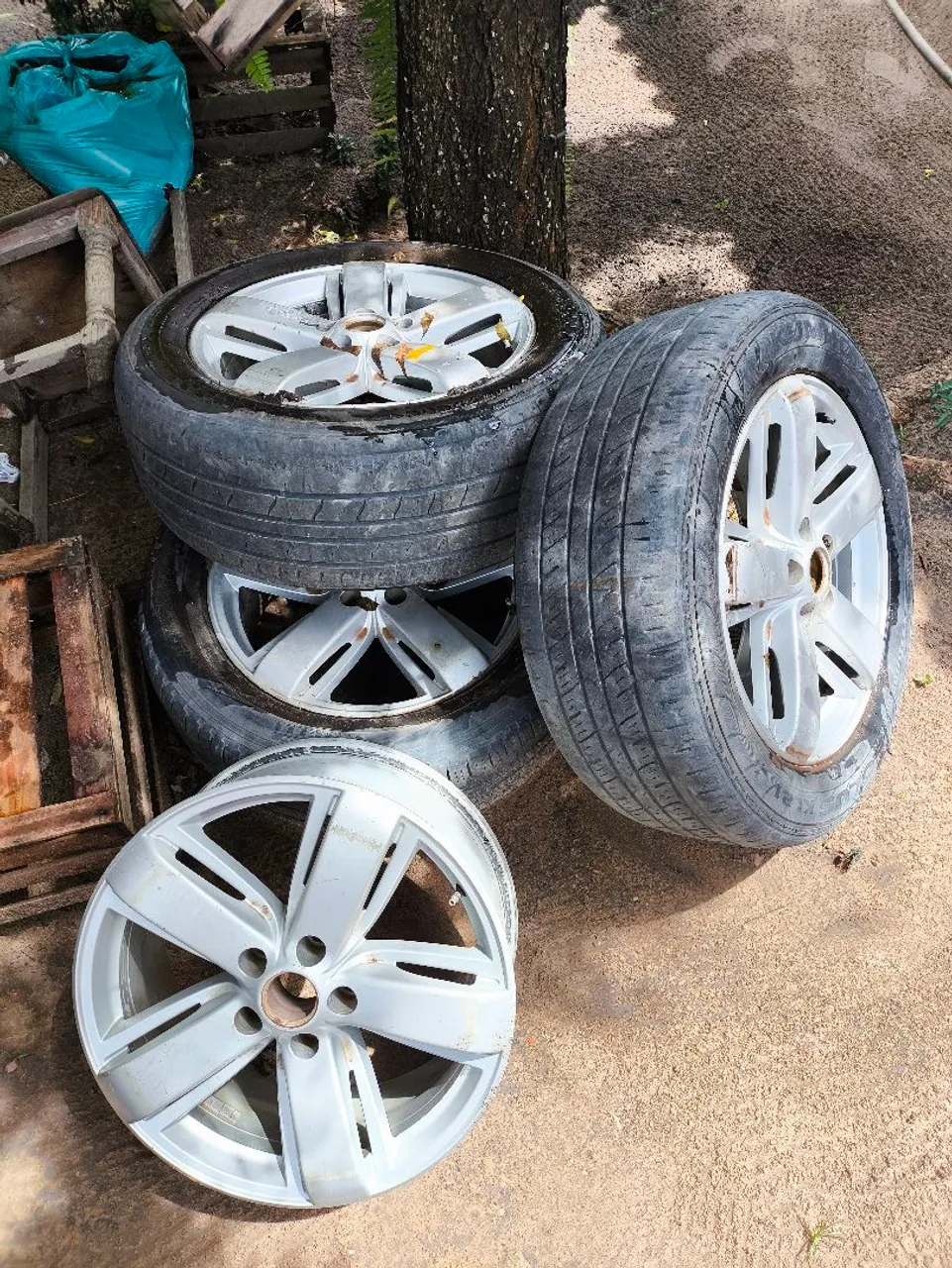 4 Rodas Aro 19 C/3 Pneus 255/55
