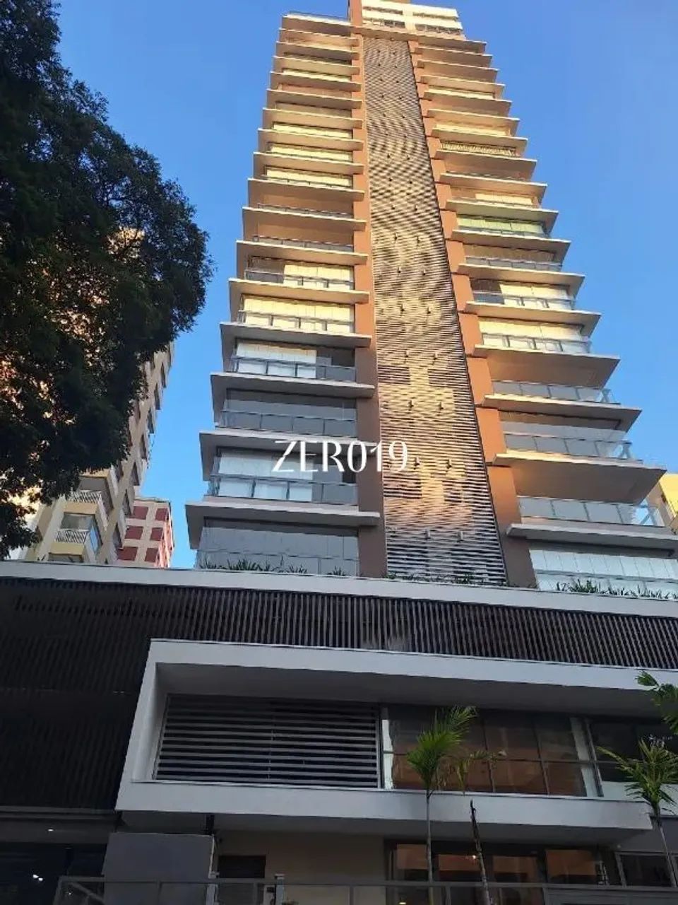 Apartamento de alto padrão com 111m² de área útil, 3 suítes e 3 vagas de garagem / Cod.:16